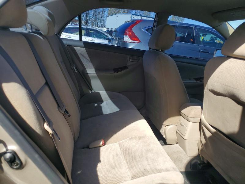 2005 Toyota Corolla le