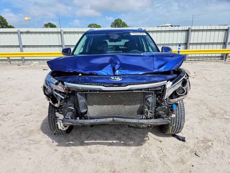 2021 KIA Seltos ex