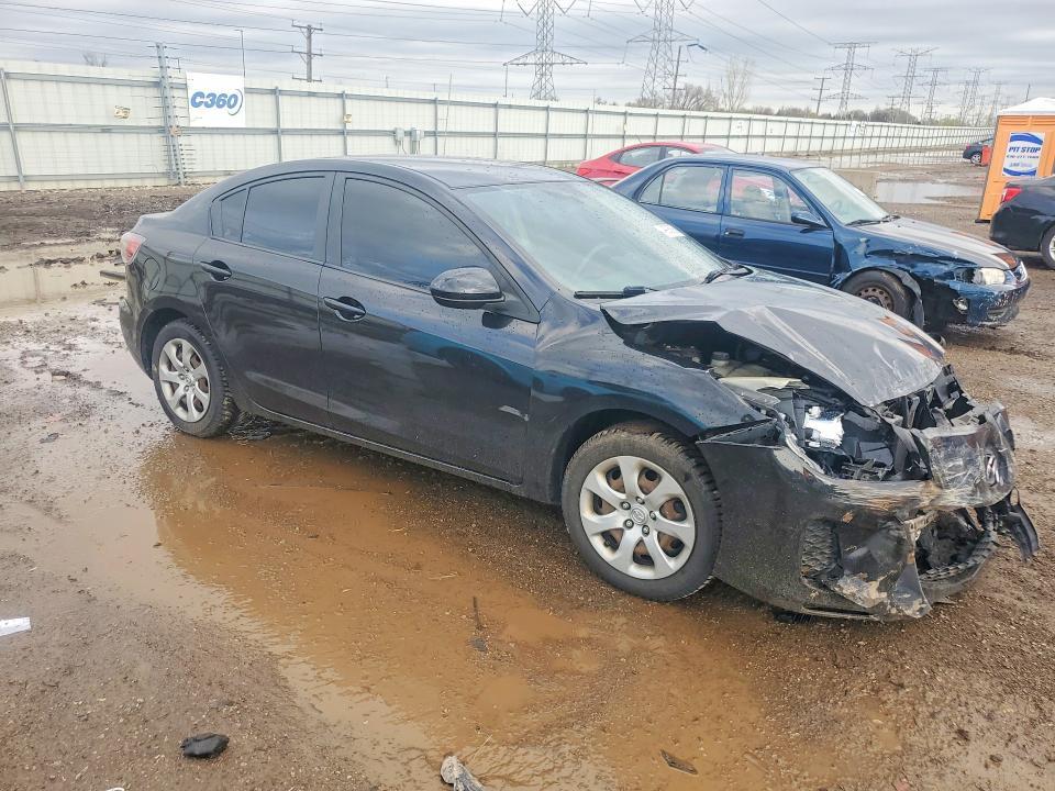 2013 Mazda 3 I