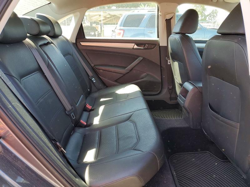 2014 Volkswagen Passat s