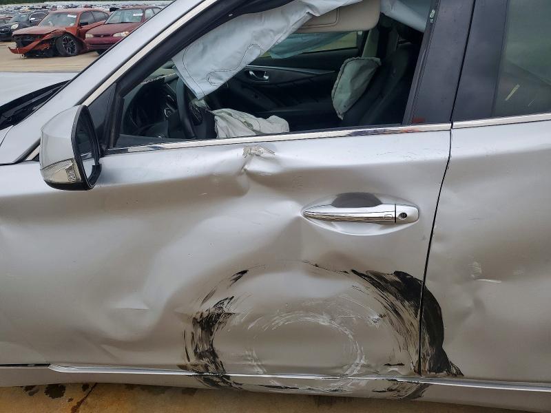 2015 Infiniti Q50 Base