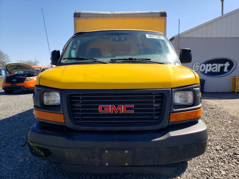 2007 GMC Savana Cutaway G3500