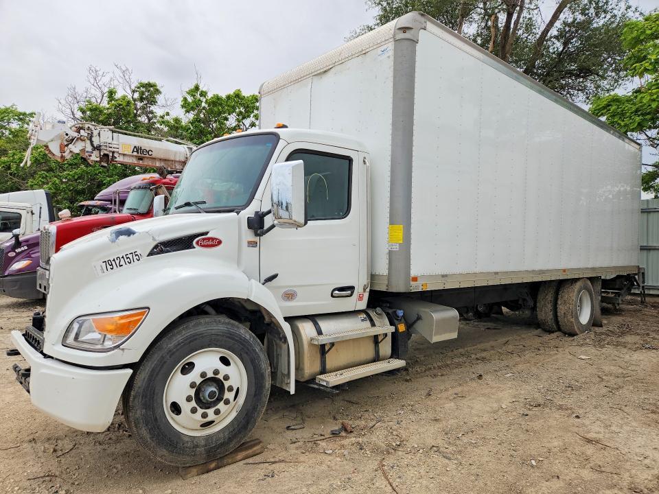 2025 Peterbilt 536 box Truck