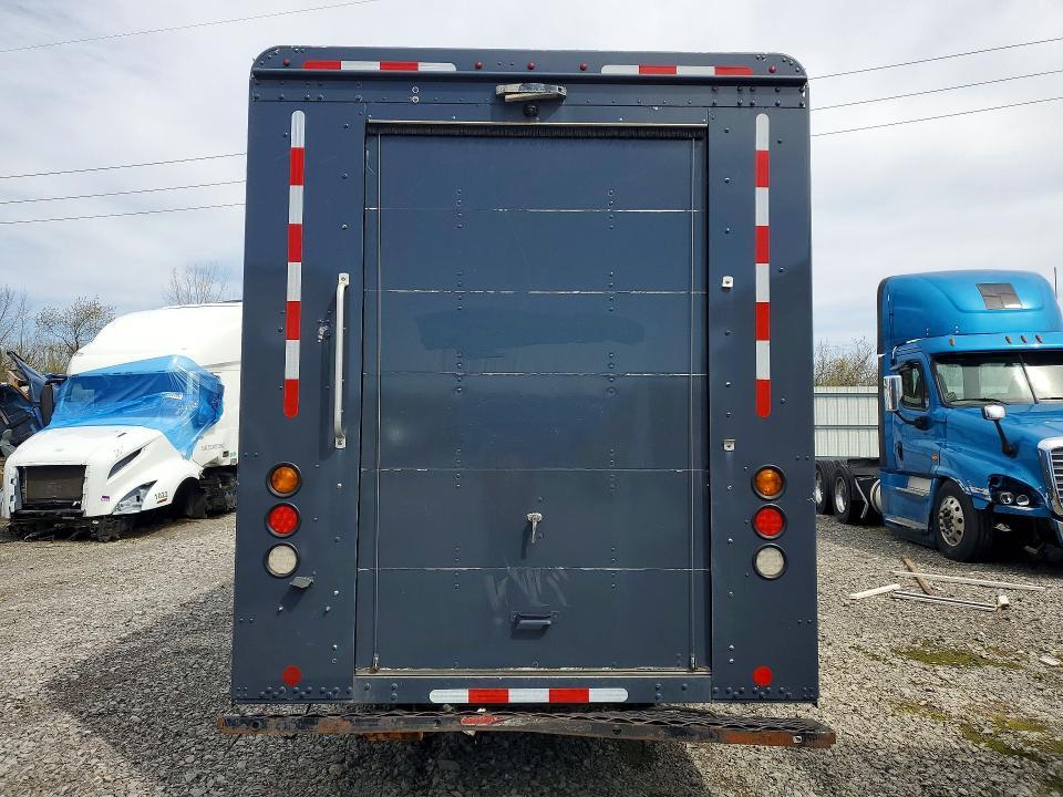 2020 Freightliner MT45G Delivery Truck