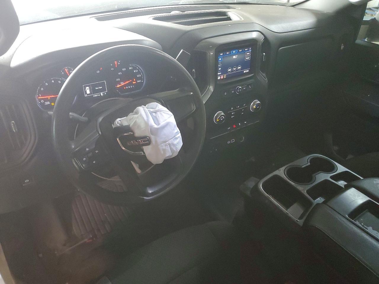 2022 GMC Sierra C2500 Heavy Duty