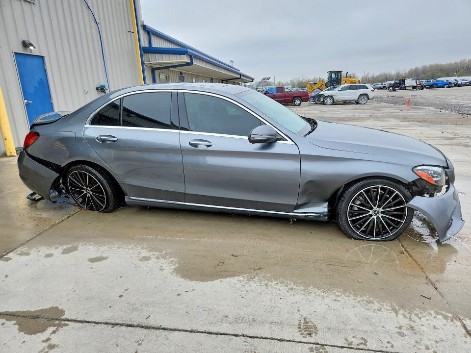2019 Mercedes-Benz C300