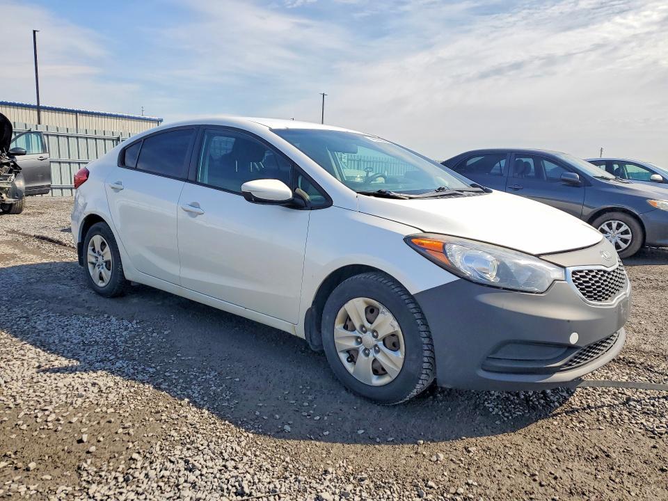 2014 KIA Forte lx 4DR