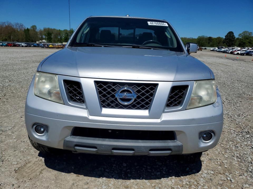 2010 Nissan Frontier se V6