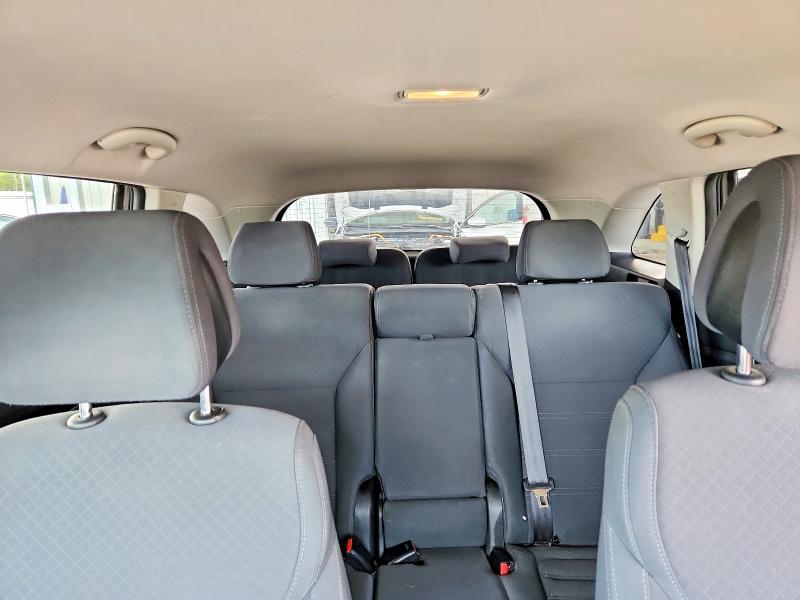 2016 KIA Sorento lx V6