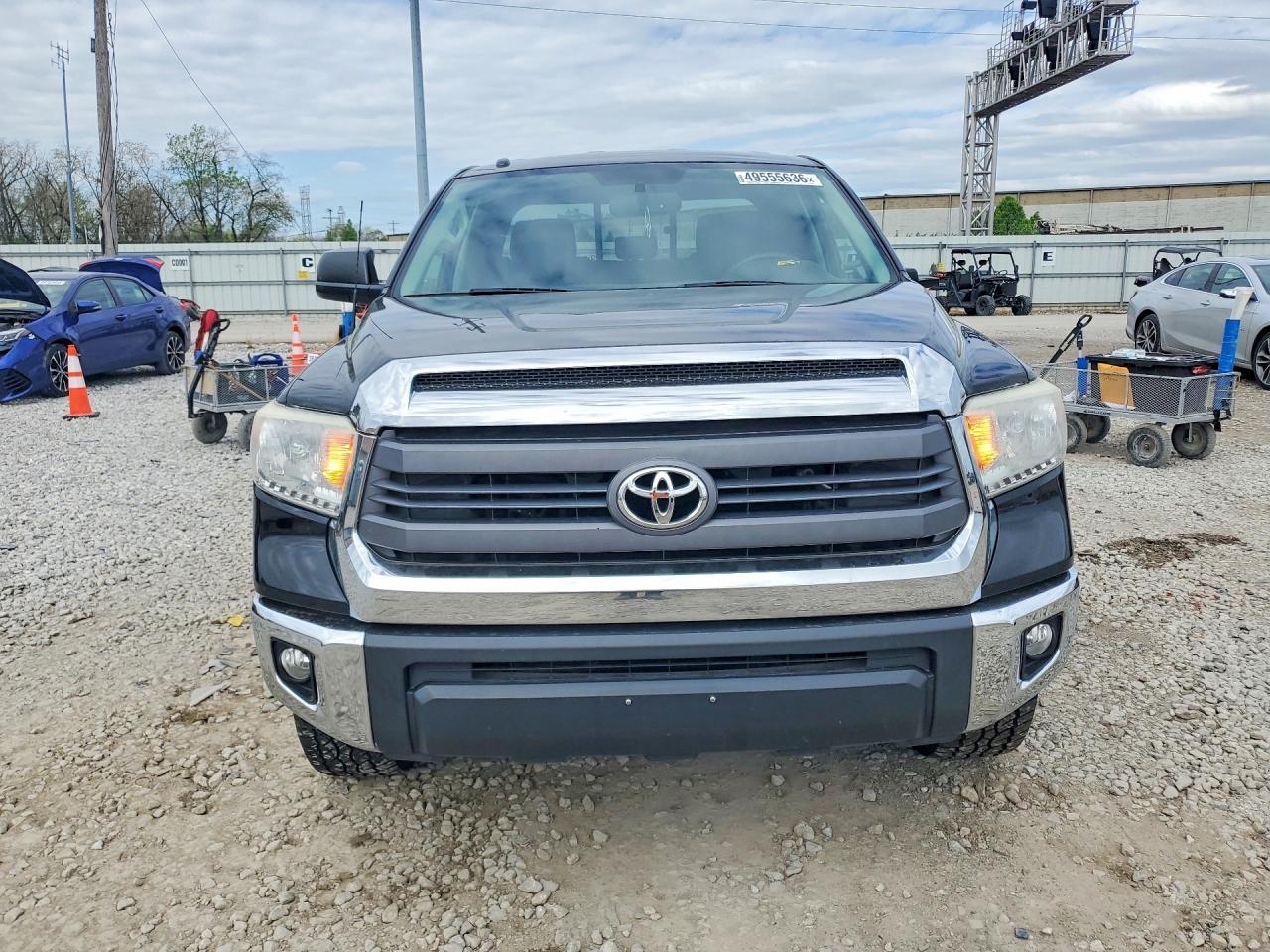 2015 Toyota Tundra SR5