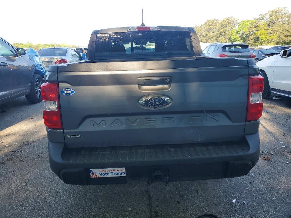 2023 Ford Maverick XL