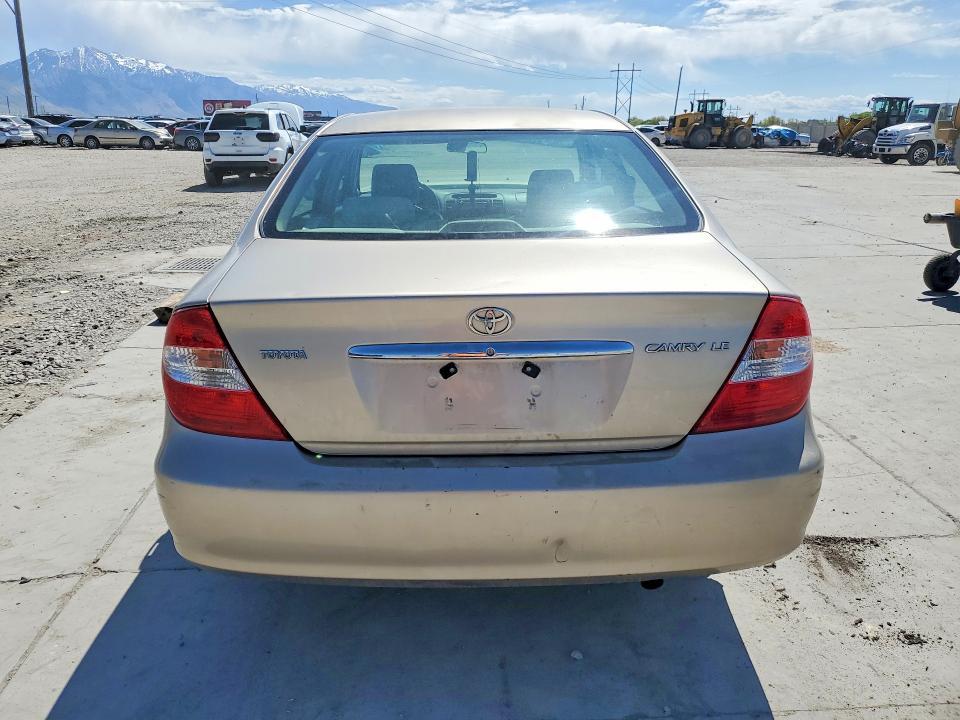 2002 Toyota Camry le