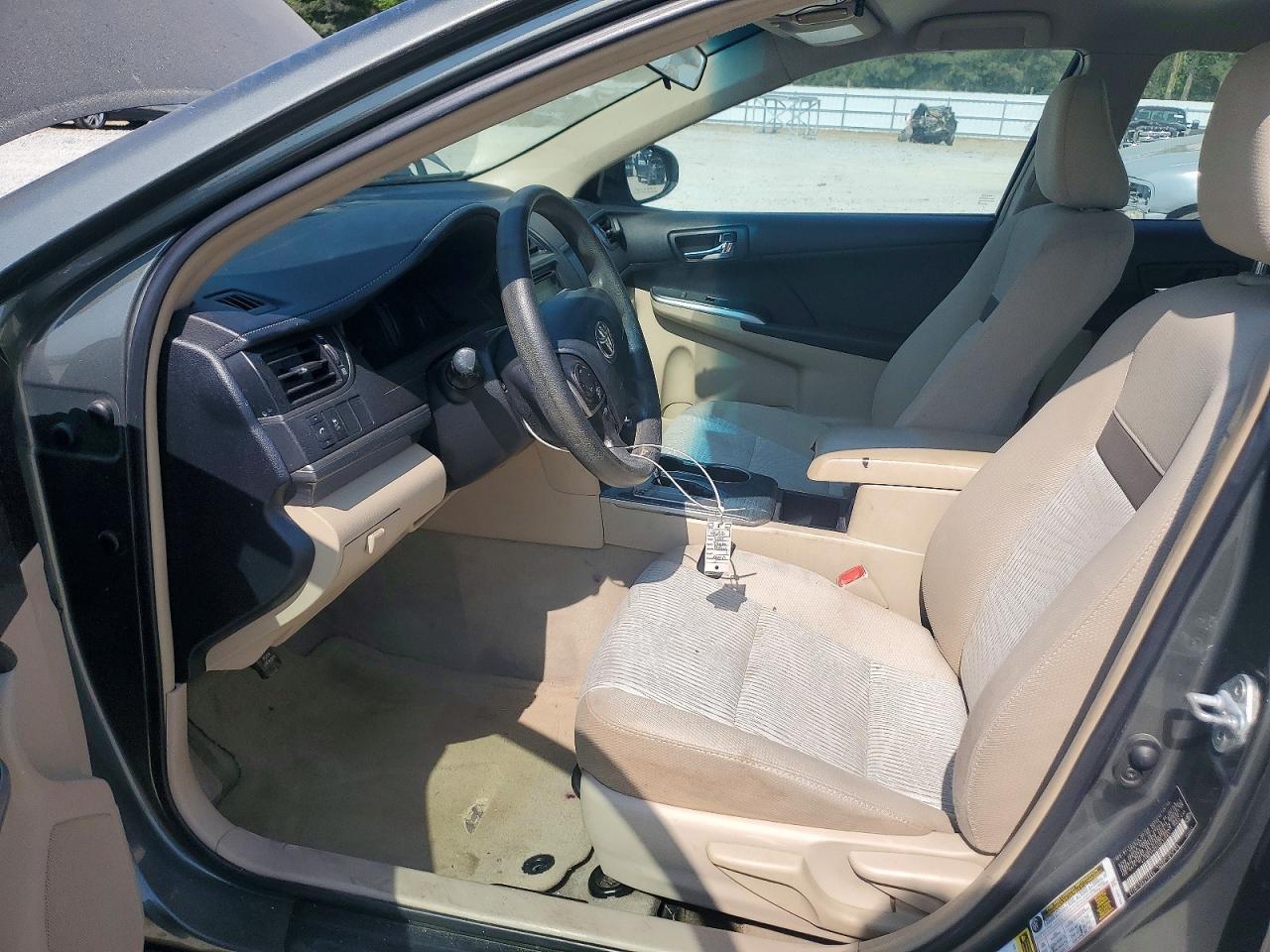 2012 Toyota Camry Hybrid le