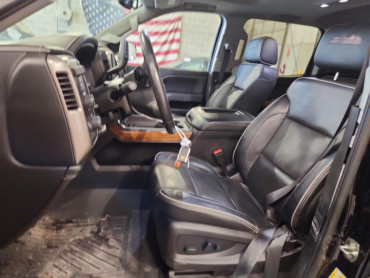 2018 Chevrolet Silverado K1500 High Country