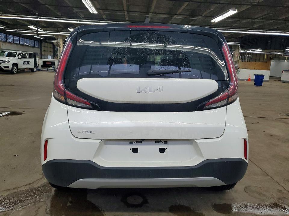2023 KIA Soul lx
