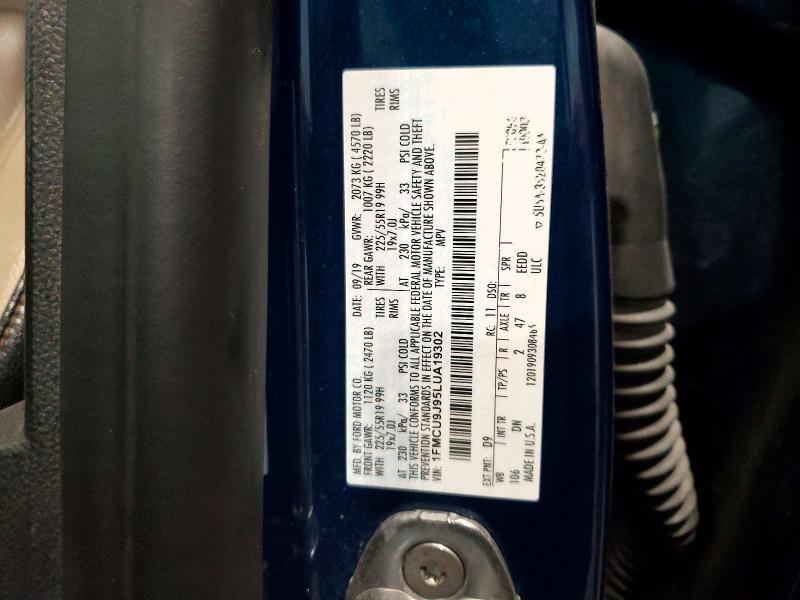 2020 Ford Escape Titanium