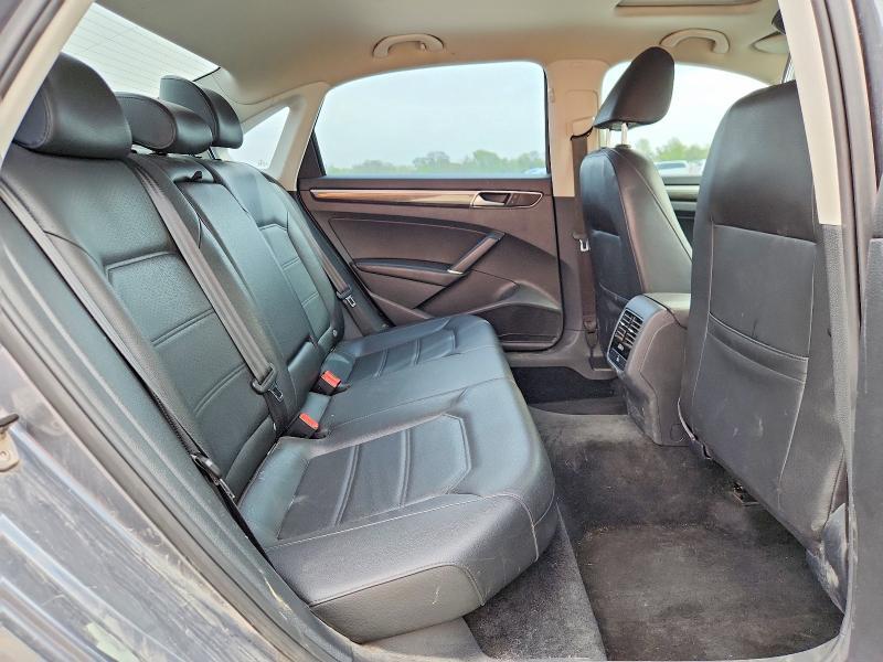 2016 Volkswagen Passat se