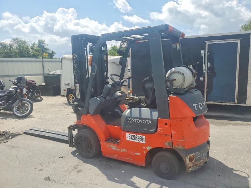 2020 Toyota 7FGCU20-Forks