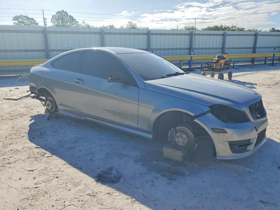 2014 Mercedes-Benz C 250