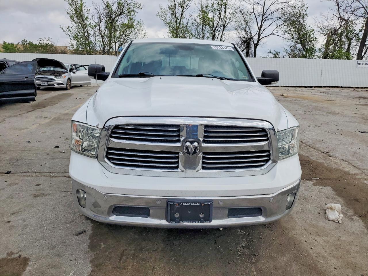 2014 Dodge RAM 1500 SLT