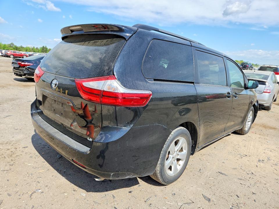 2015 Toyota Sienna le