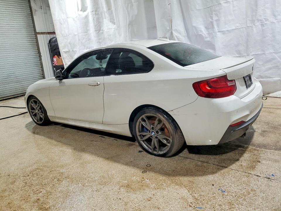 2016 BMW M235i