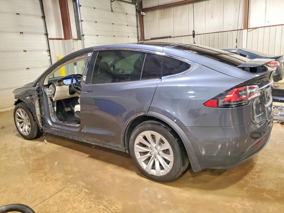 2017 Tesla Model x