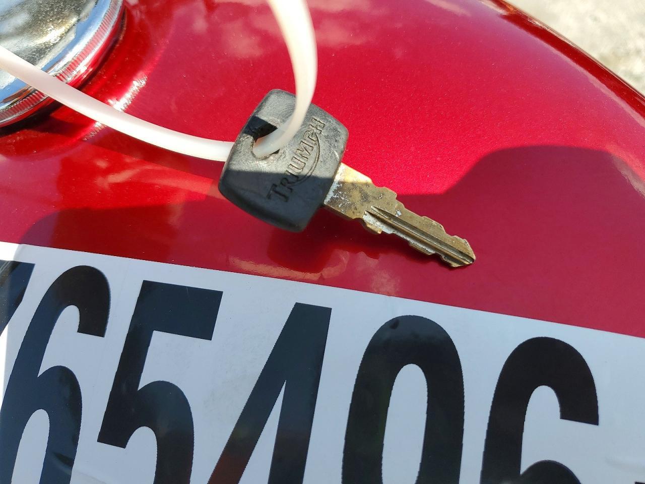 1999 Triumph Legend TT 900