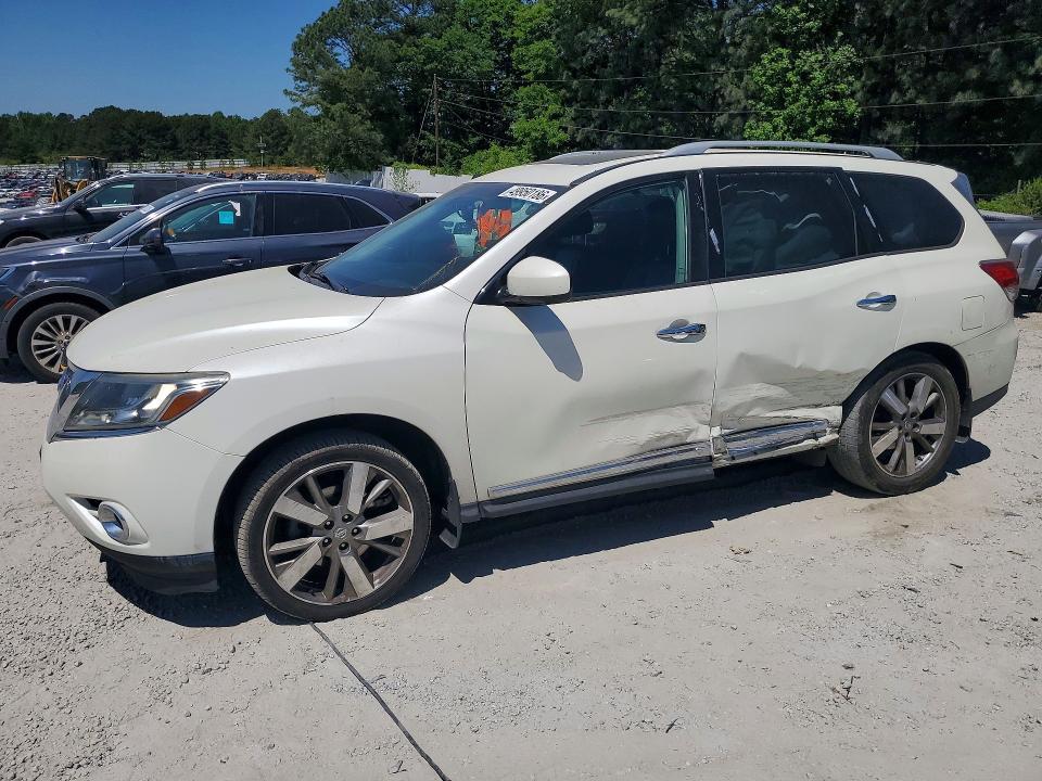 2016 Nissan Pathfinder s