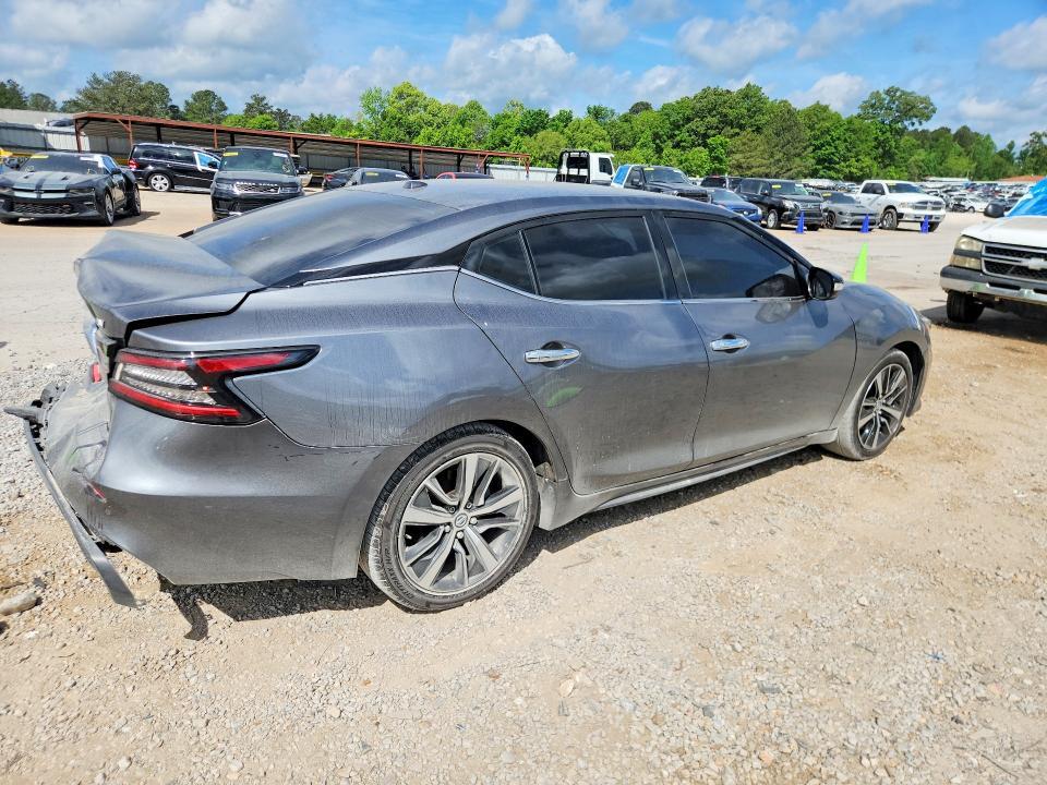 2021 Nissan Maxima sv