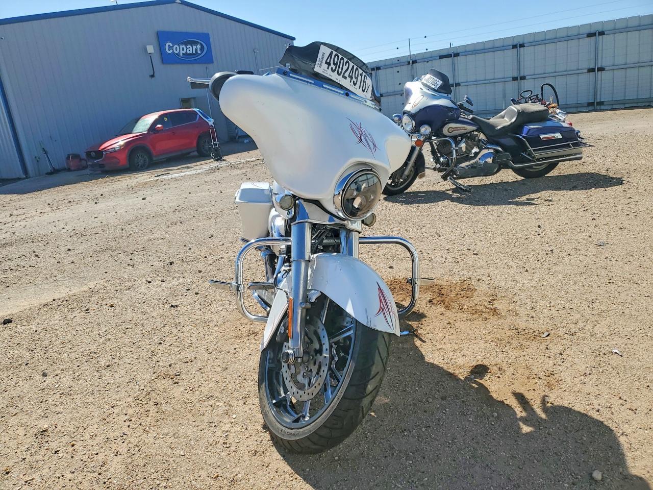 2011 Harley-Davidson Flhx