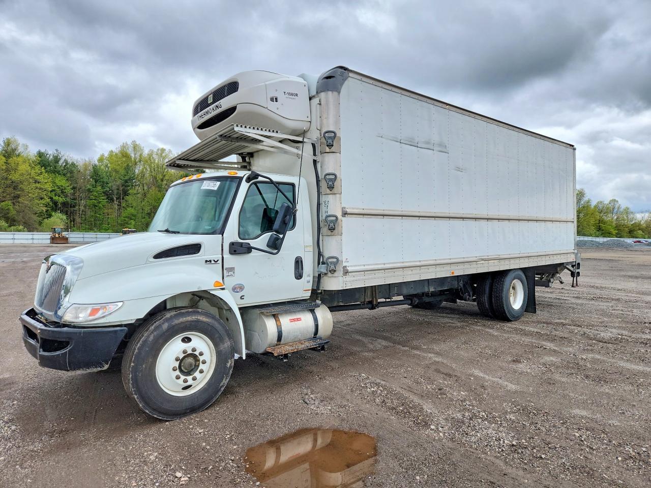 2020 International MV607 Refrigerated BOX Truck