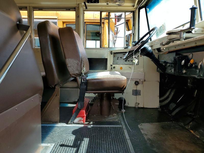 1990 International 3000 3700