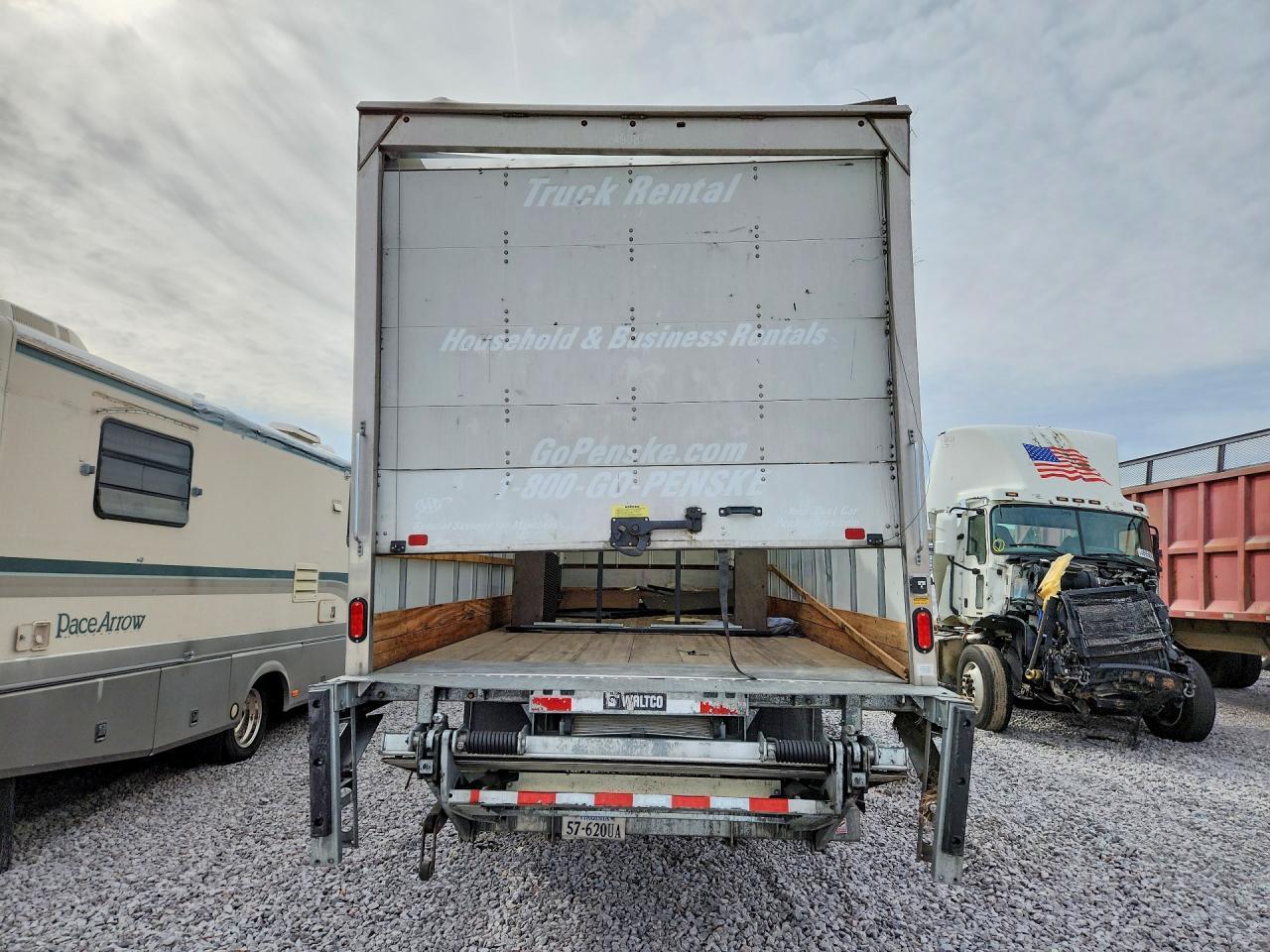 2025 International MV607-BOX Truck