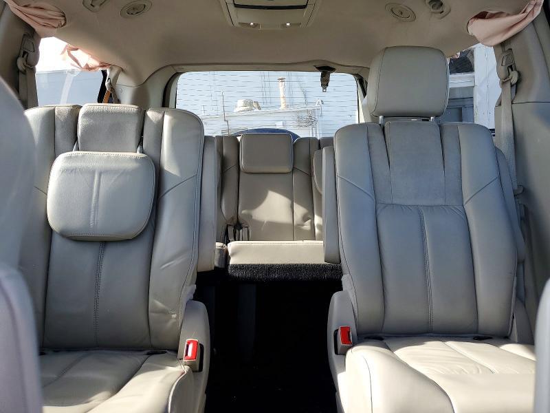 2013 Chrysler Town & Country Limited