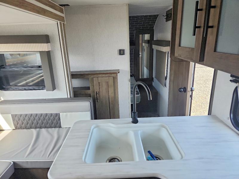2022 Forest River 2022 Forest River Wildwood Camper