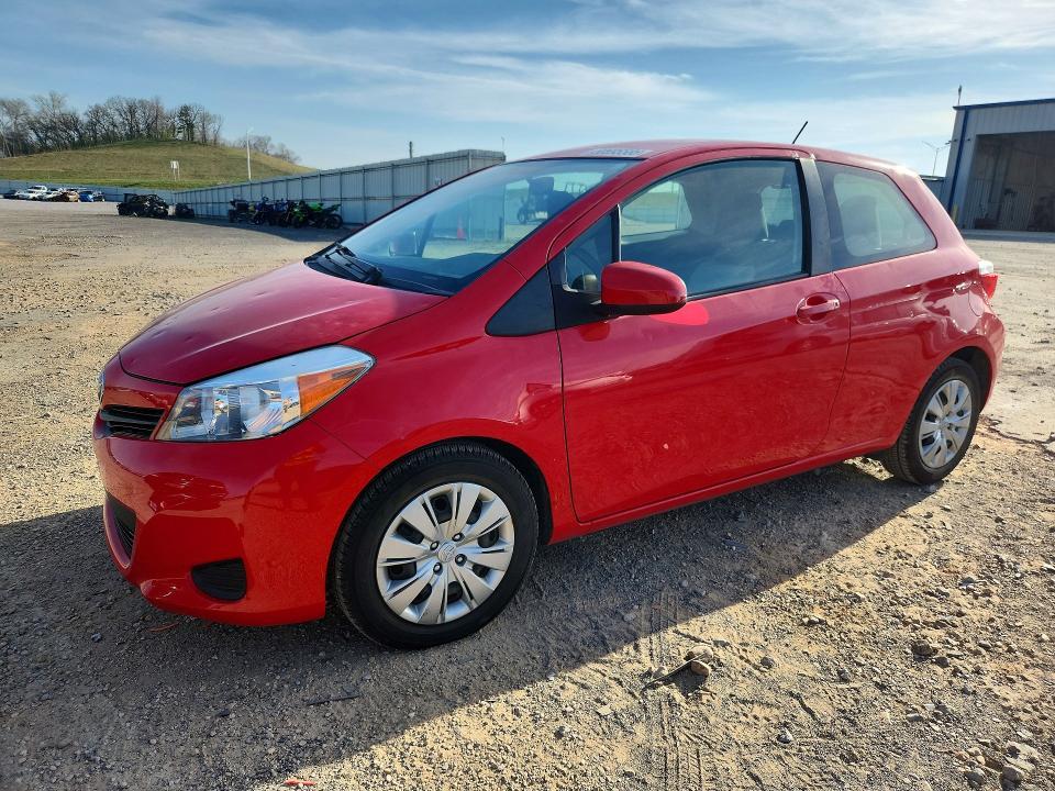 2012 Toyota Yaris 3-door le