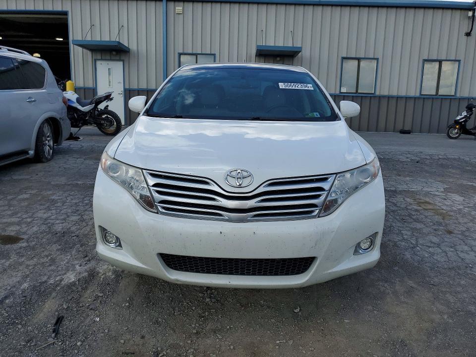 2010 Toyota Venza awd V6