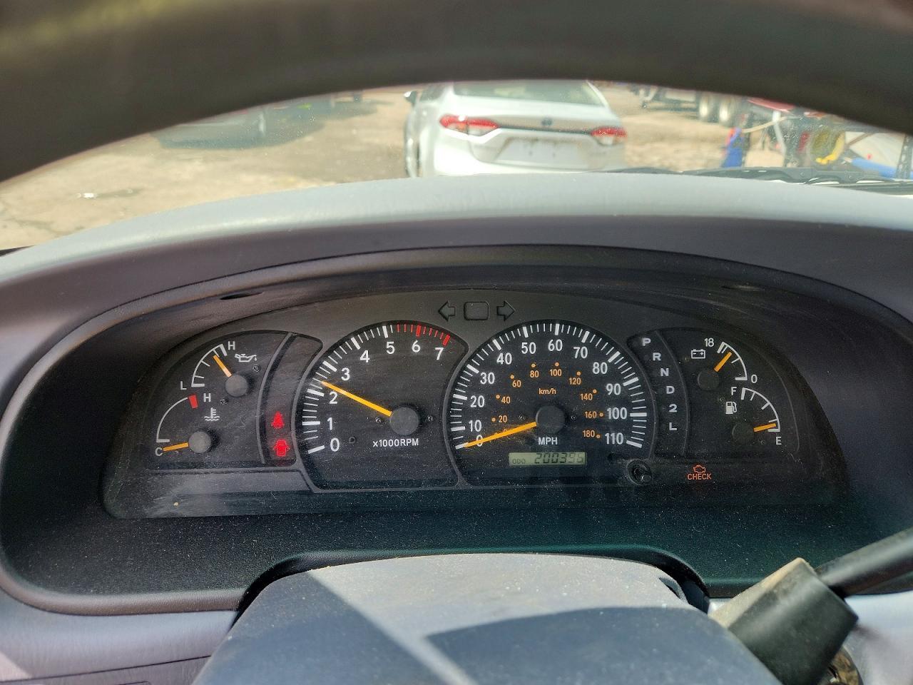 2000 Toyota Tundra SR5