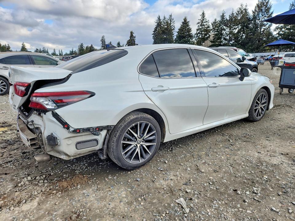 2021 Toyota Camry xle