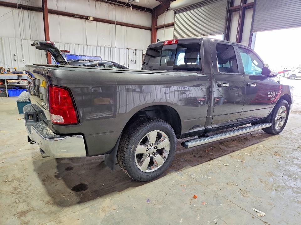 2015 Dodge RAM 1500 SLT