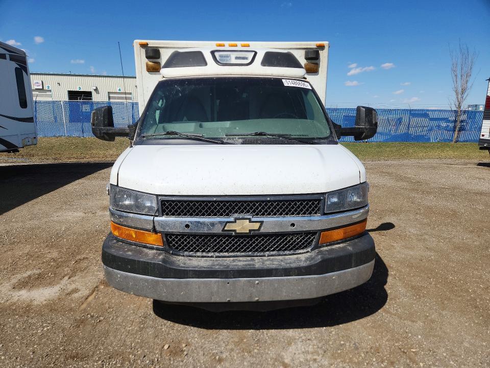2015 Chev Express G3500