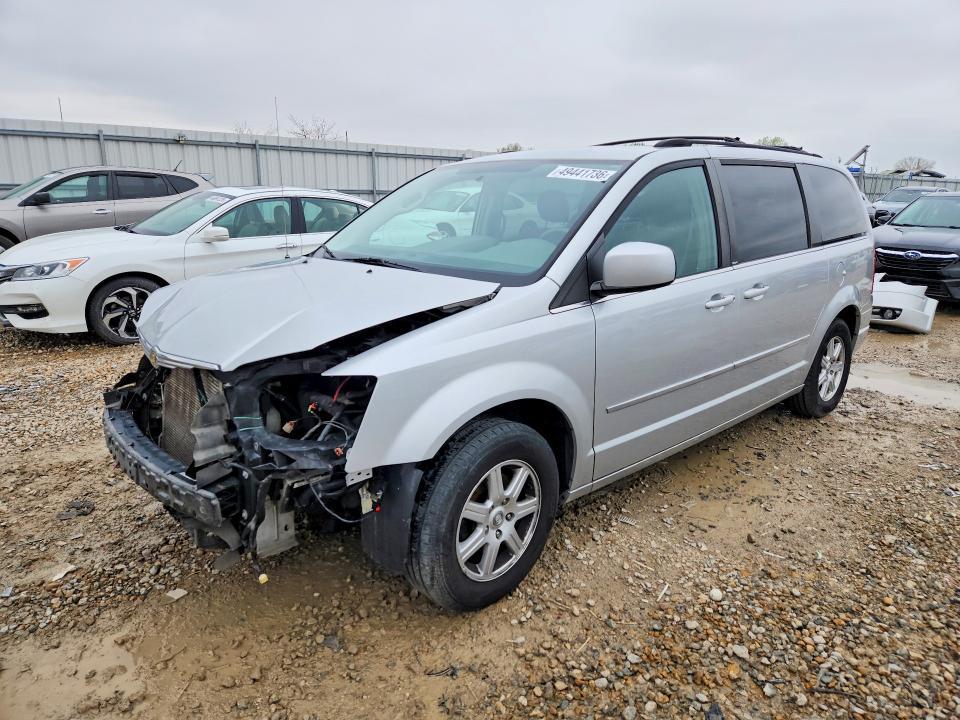 2010 Chrysler Town & Country Touring