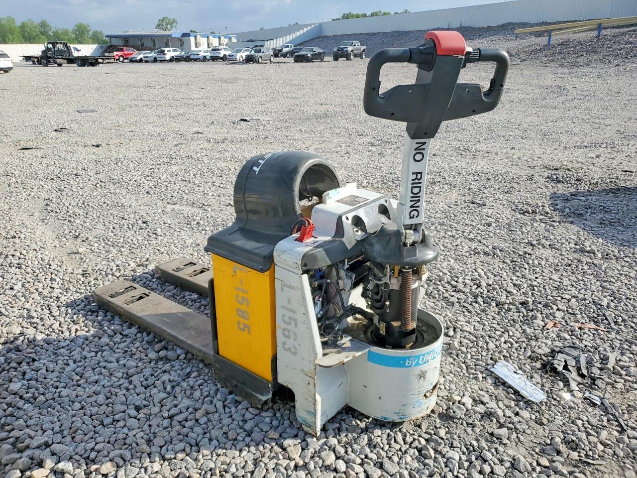 2016 Uigf WPXT2W1G60-Pallet Jack-Pallet Jack