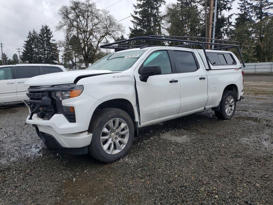 2022 Chevrolet Silverado K1500 Custom