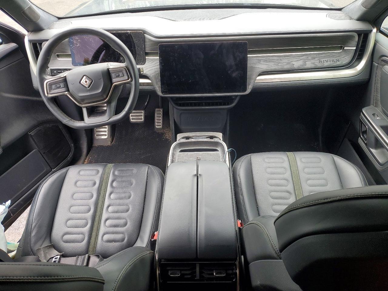 2022 Rivian R1T Adventure