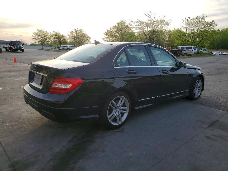 2014 Mercedes-Benz C 250