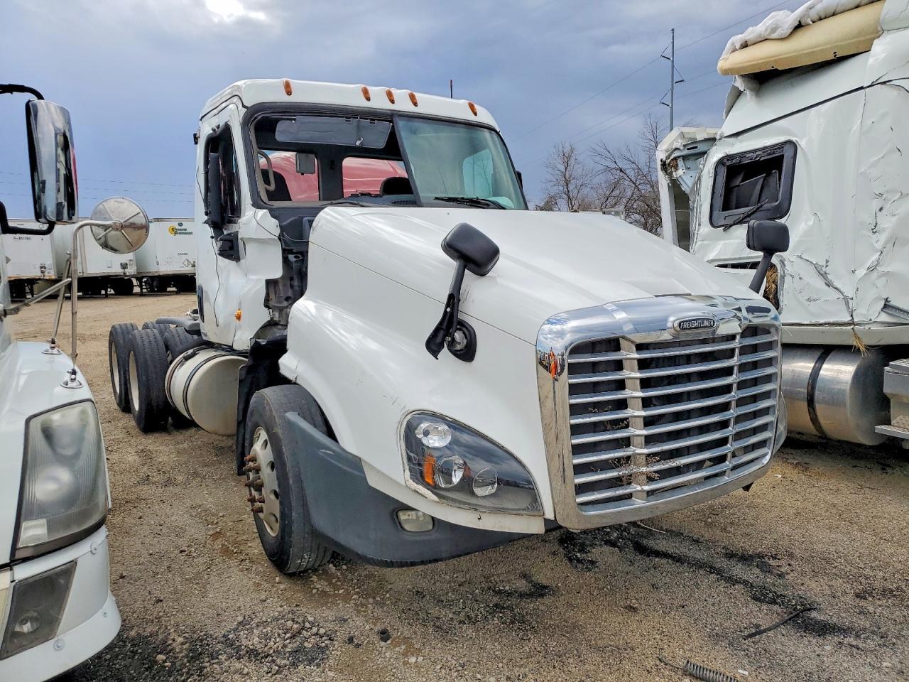 2019 Freigliner 2019 Freightliner Cascadia 125 Semi Truck