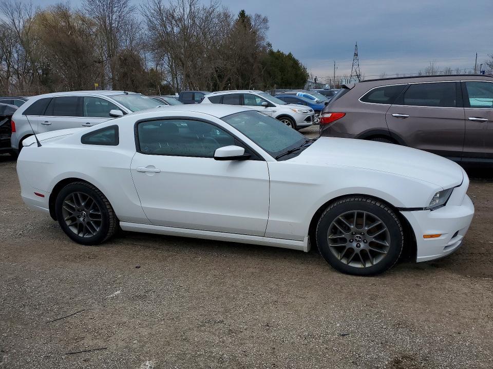 2014 Ford Mustang 2DR