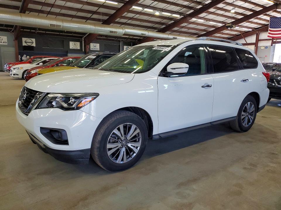 2017 Nissan Pathfinder sv
